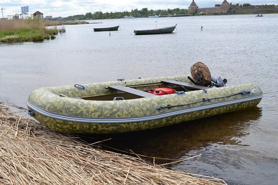 Лодка Рейд РИБ R380