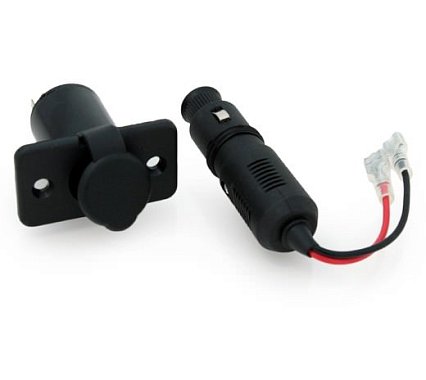 Гнездо прикуривателя со штекером